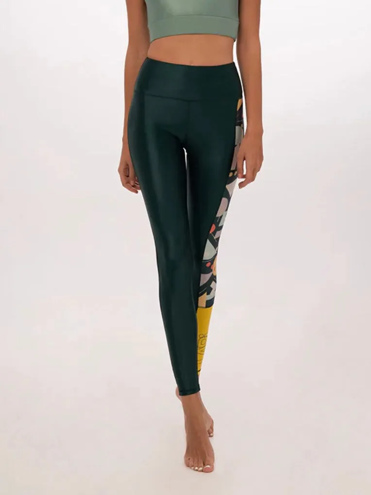 Flashback Compression Legging in Moss Multicolour-GREEN