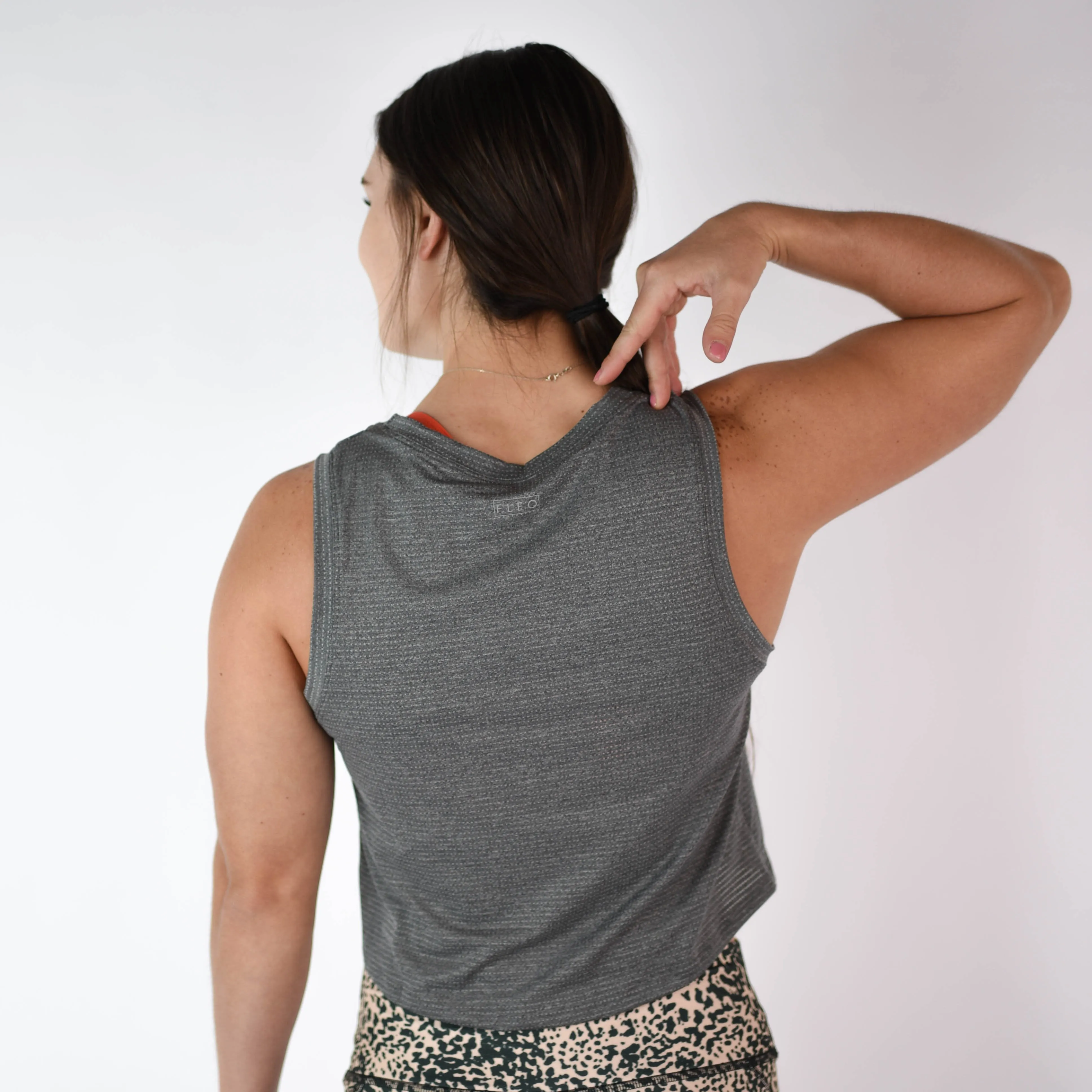 FLEO Dylan Muscle Crop Tank - Heather Black