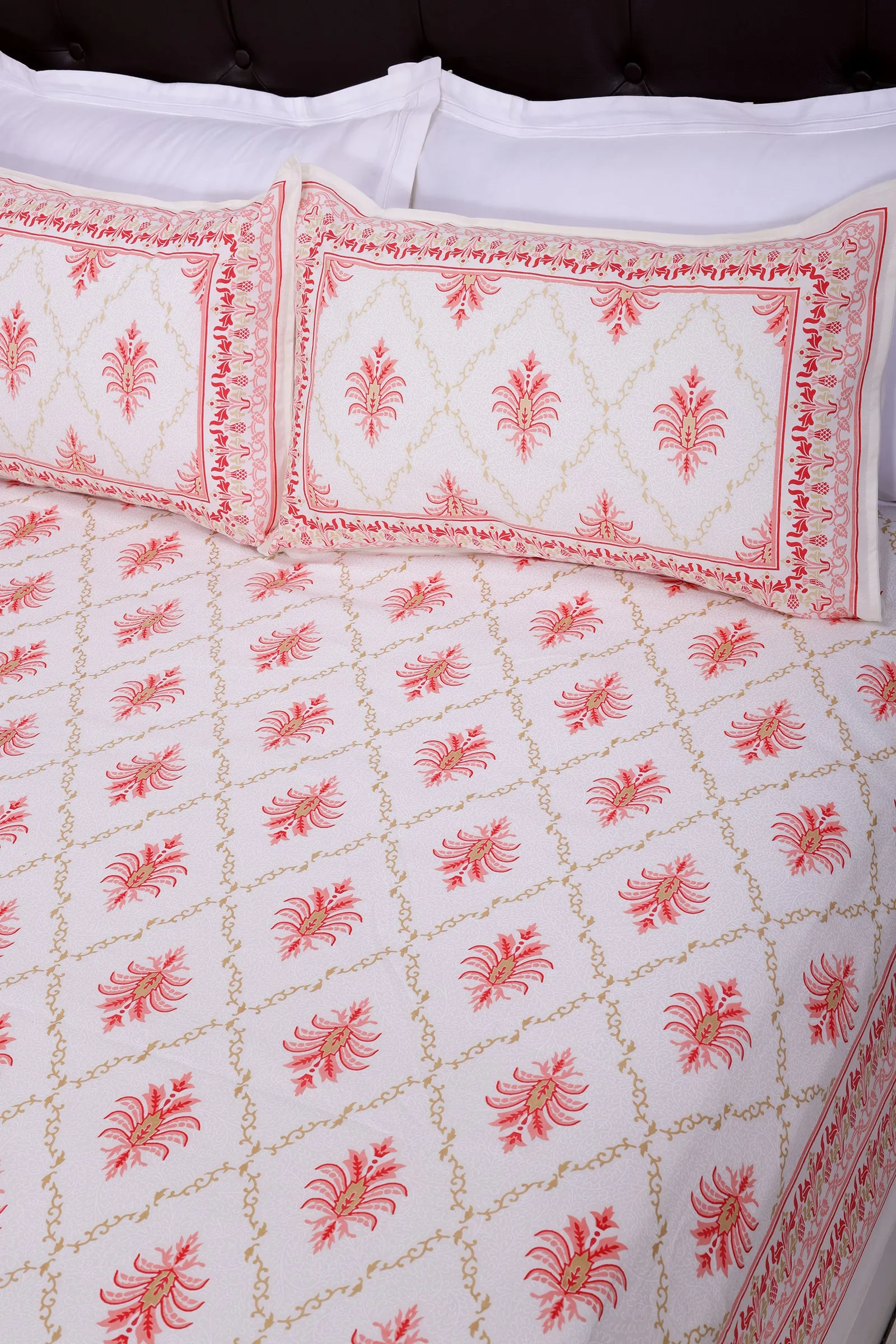 Pineapple Jaal Pink Cotton Bedsheet